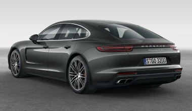 Στην Πόλη του Φωτός η νέα Porsche Panamera (vid)