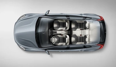 Νέα Volvo V40 και V40 Cross Country από 22.500 €