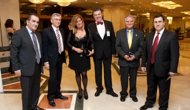 Ford B-MAX: Νικητής στο AUTOBEST 2013