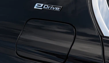 Νέα υβριδική BMW 740e iPerformance