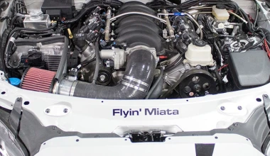 Mazda MX-5 V8 με 525 ίππους (video)