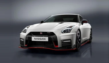 Το νέο Nissan 2017 GT-R Nismo «στον δρόμο»