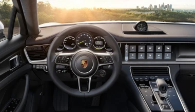 Νέα Porsche Panamera 4 E-Hybrid με 2,5 lt/100 km