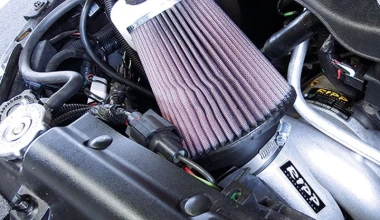 Κινέζοι έκαναν το Jeep Wrangler 6x6