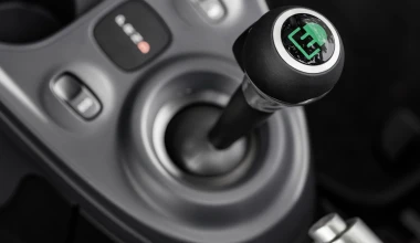 Πρεμιέρα στο Παρίσι τα ηλεκτρικά Smart