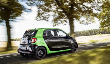 Πρεμιέρα στο Παρίσι τα ηλεκτρικά Smart