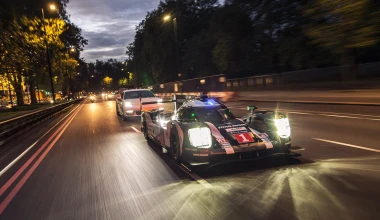 Αγωνιστική Porsche στους δρόμους του Λονδίνου