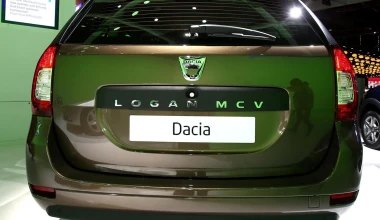 Η Dacia με 4 μοντέλα στο Παρίσι