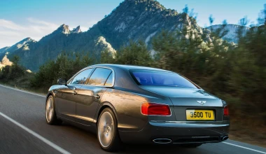 Ολοκαίνουργια Bentley Flying Spur