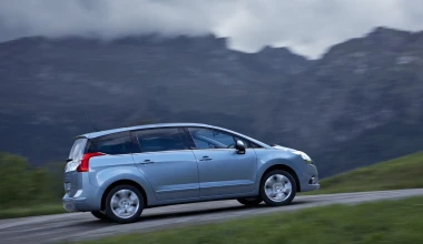 Peugeot 5008 1.6 THP Premium Pack