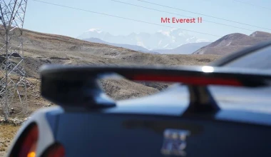 Με Nissan GT-R στο Έβερεστ