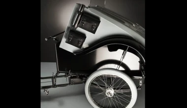 To αγαπημένο 2CV και σε… ηλεκτρικό 3κυκλο