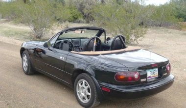 Πουλάει το ηλεκτρικό Mazda MX-5