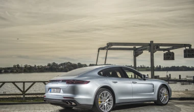 ΟΔΗΓΟΥΜΕ τη νέα Porsche Panamera