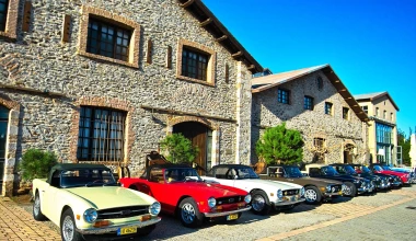 Triumph TR: TRue British sports-car