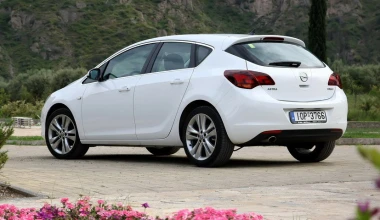 Opel Astra 1.4T Cosmo