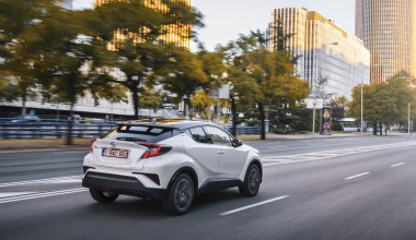 ΟΔΗΓΟΥΜΕ το νέο Toyota C-HR