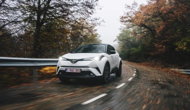 ΟΔΗΓΟΥΜΕ το νέο Toyota C-HR