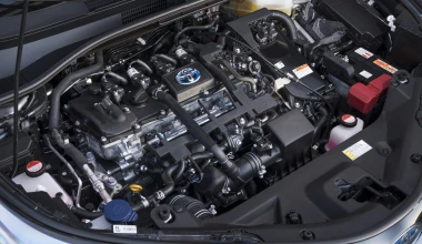 ΟΔΗΓΟΥΜΕ το νέο Toyota C-HR