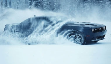 Νέο Dodge Challenger με V6 και τετρακίνηση