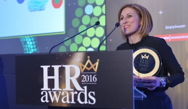 Τετραπλή διάκριση για τη Mercedes στα HR Awards