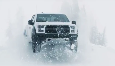 Ο Ken Block στα χιόνια με Ford F-150 Raptor (video)