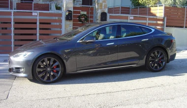 Αγγελία ενός ελληνικού Tesla Model S. Με πόσο;