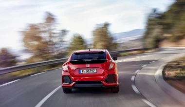 ΟΔΗΓΟΥΜΕ το νέο Honda Civic