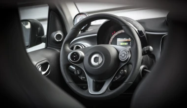 ΟΔΗΓΟΥΜΕ το νέο Smart electric drive