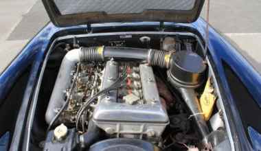 Alfa Romeo 2600 Spider & Lancia Flaminia 2.5 Convertible