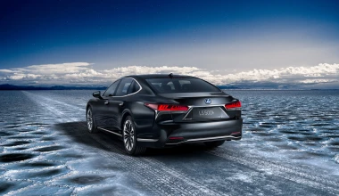 Πρεμιέρα για το υβριδικό Lexus LS 500h