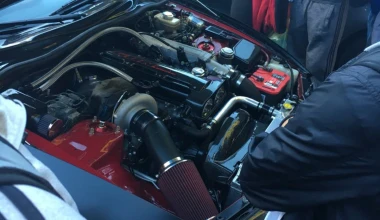 Καθηγητής πάει στο σχολείο με βελτιωμένο αυτοκίνητο (photos)