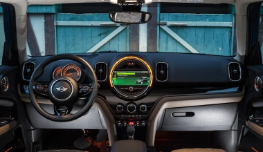 Πρώτη επαφή με το νέο MINI Countryman