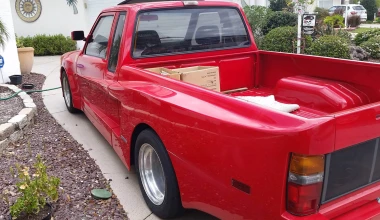 Αυτό είναι το νέο Toyota-Ferrari φορτηγάκι