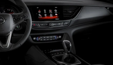 ΠΡΩΤΗ ΟΔΗΓΗΣΗ: OPEL Insignia Grand Sport