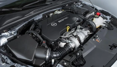 ΠΡΩΤΗ ΟΔΗΓΗΣΗ: OPEL Insignia Grand Sport