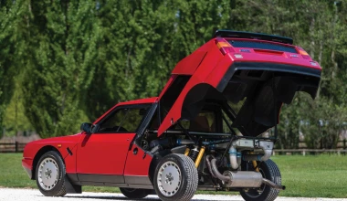 2 θρυλικά μοντέλα σε πλειστηριασμό