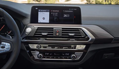 Πιο δυναμική, πιο ικανή η νέα BMW X3 (vid)