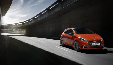 PEUGEOT 208. Fully Connected!