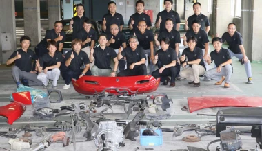 Η Mazda σου φρεσκάρει επίσημα το 1ης γενιάς MX-5