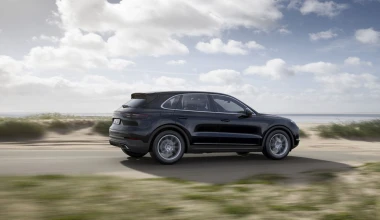 Ακόμα πιο σπορ η νέα Porsche Cayenne