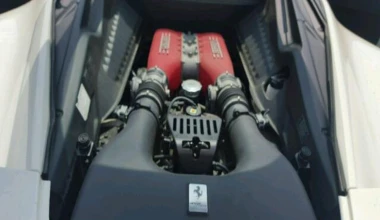 Πόσο κοστίζει μια πλημμυρισμένη Ferrari 458 Italia; 