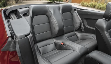 Η ευρωπαϊκή Mustang με 450 PS και 10άρι αυτόματο κιβώτιο