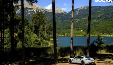 Με την Porsche Panamera 4 E-Hybrid στη λίμνη Δόξα