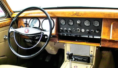 ΟΔΗΓΟΥΜΕ Jaguar Mk2: Υλικό αυτοκρατορίας


