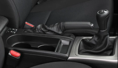 Subaru Impreza 1.5 SJ sedan