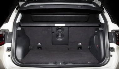 ΝΕΟ JEEP COMPASS. Έξω από τα συνηθισμένα