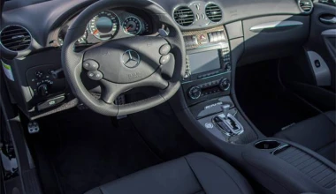 Πωλούνται τέσσερις AMG Black Edition σε