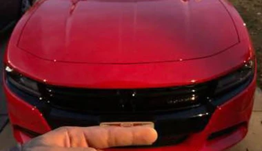 Αυτή είναι η νέα μόδα ανάρτησης αγγελιών αυτοκινήτων;