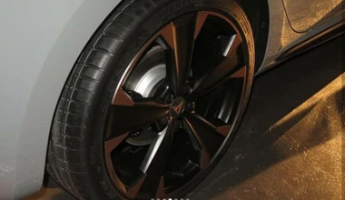 To νέο λογότυπο CUPRA επάνω στο νέο Ibiza